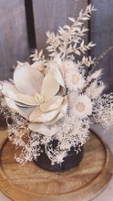 Load image into Gallery viewer, sending splendor to your bestie- includes metal vase